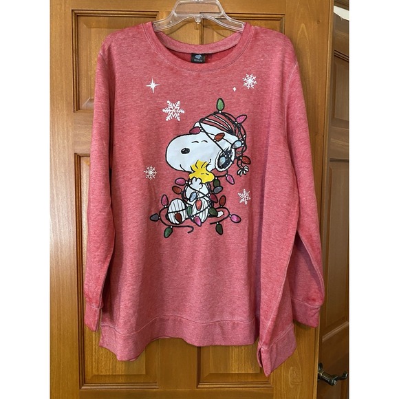Peanuts Snoopy Woodstock Christmas Red Womens Lights 18/20 Plus Sweatshirt - Picture 2 of 8